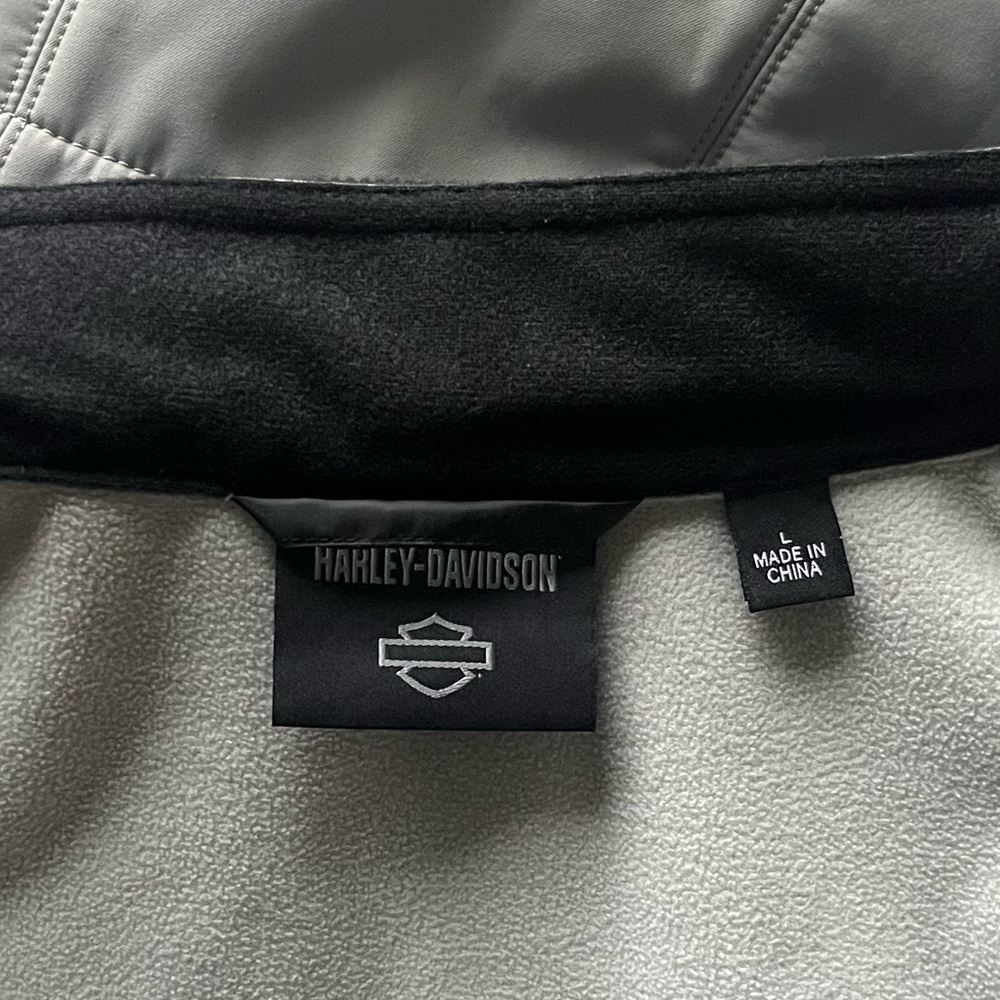 NWOT - HD - Willie G Skull Water Repellent Softshell Jacket (Size: L) - Picture 12 of 14